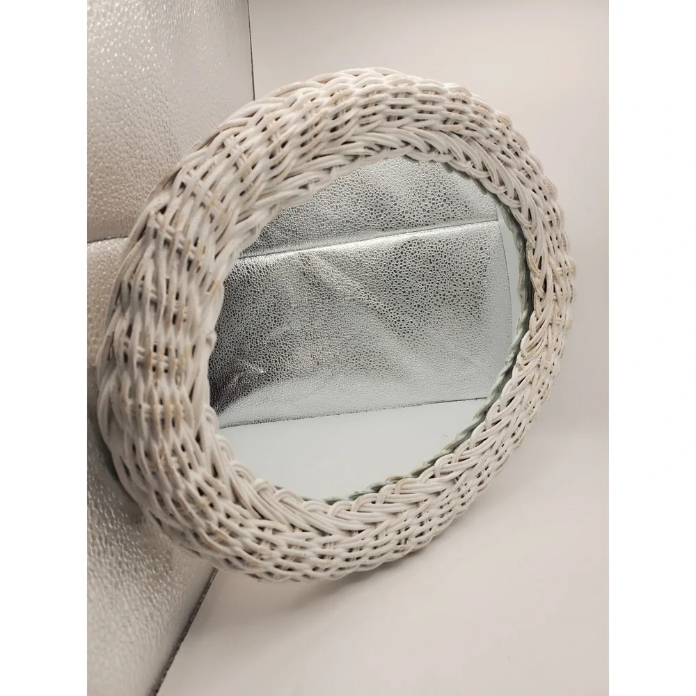 Vintage 1970s White Wicker Oval Wall Mirror 14